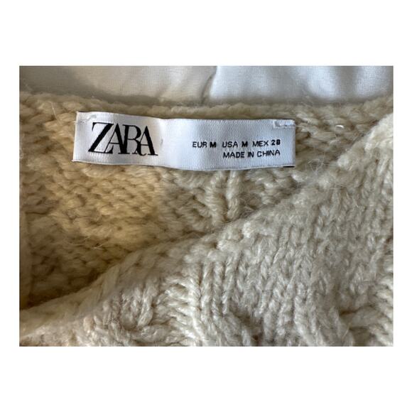 Zara Women’s Cream Cable Knit Sweater Size M Chunky Textured Pullover - Picture 7 of 8